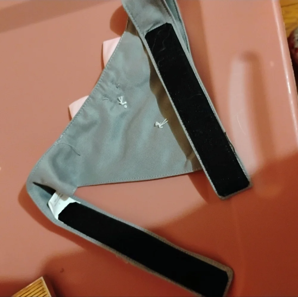 🌞 5 for $12 Size Large Gray Pet Bandana with Pink Bow Tie - Picture 3 of 4